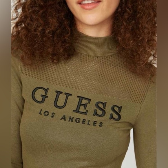 GUESS LA SWEATSHIRT - NWOT - Picture 2 of 3